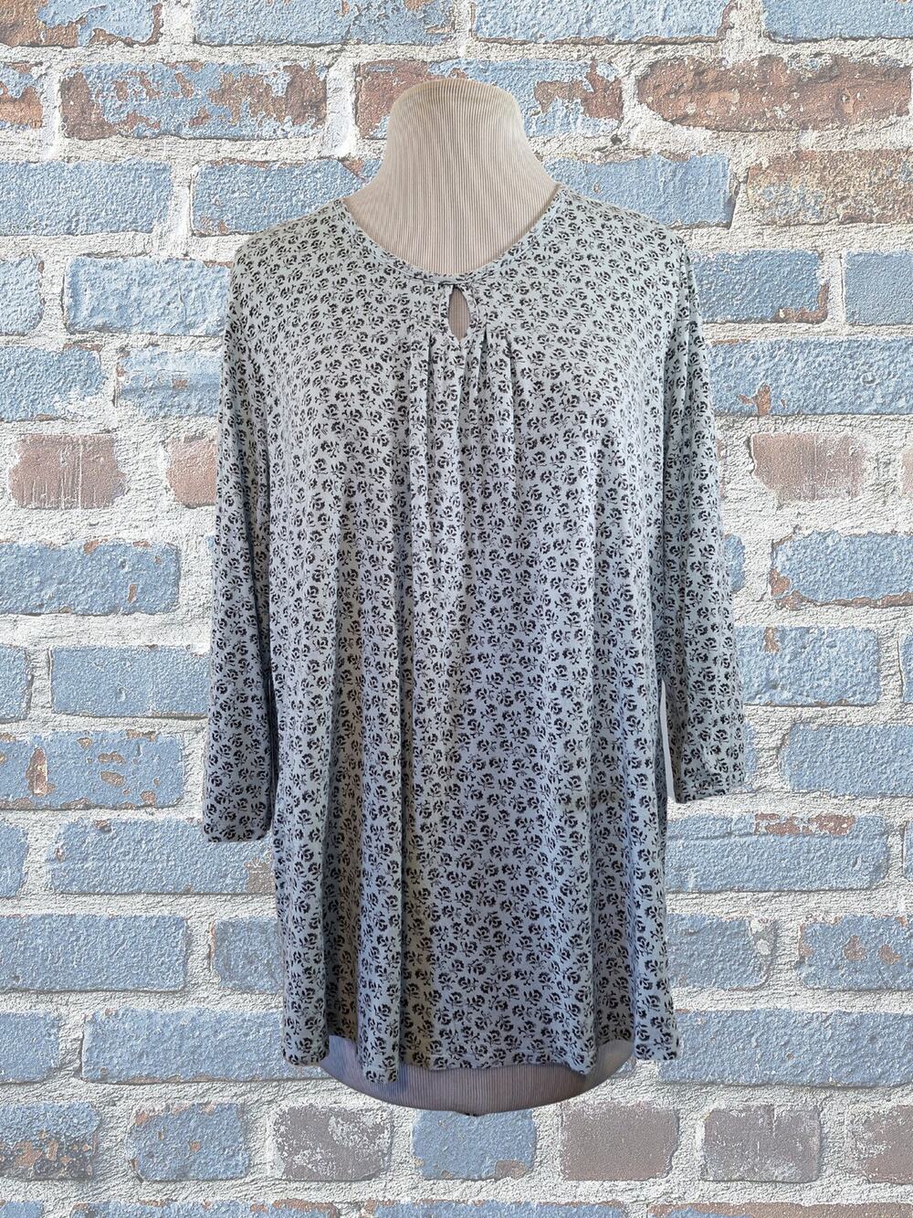 Company Ellen Tracy Floral Top Medium Color Blue with Tiny Flowers